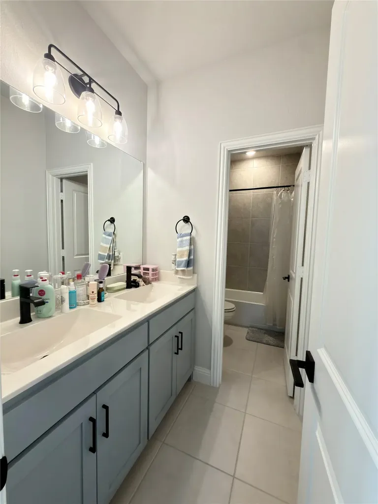 5408 Crosstrees Street Rowlett TX 75088