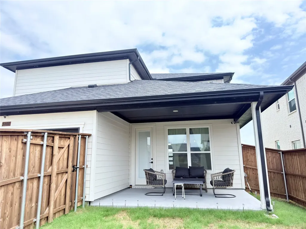 5408 Crosstrees Street Rowlett TX 75088