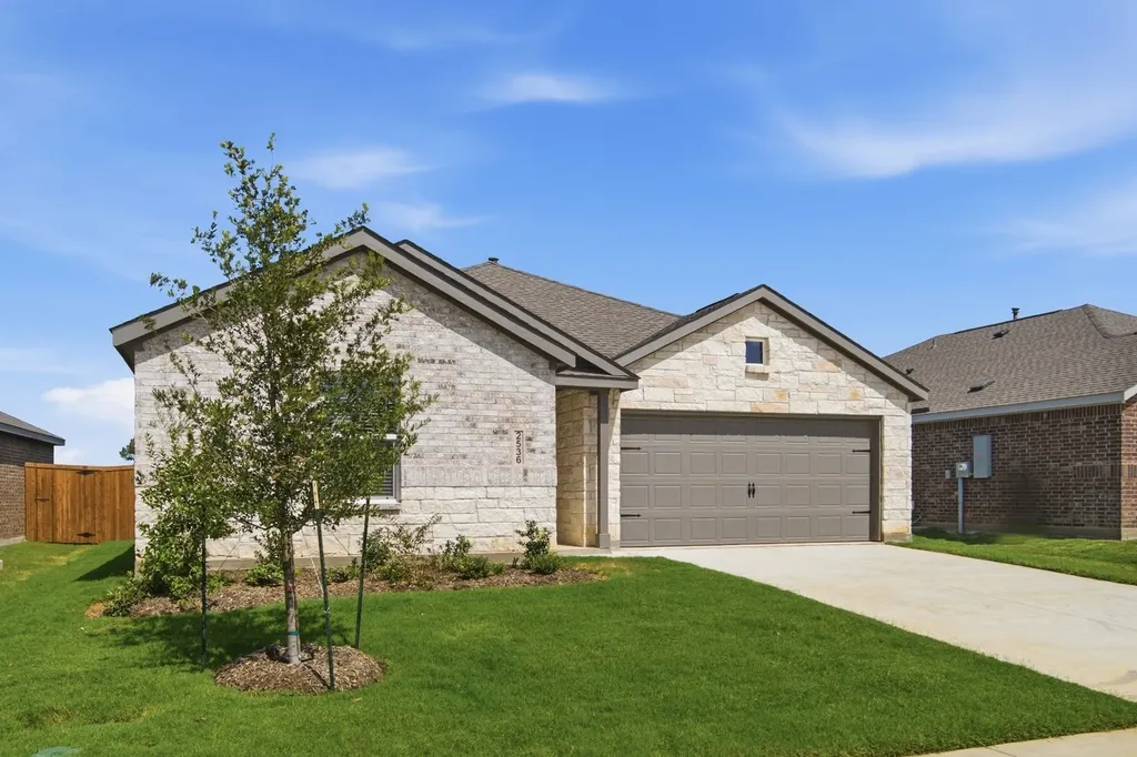 2536 Farrier Lane Aubrey TX 76227