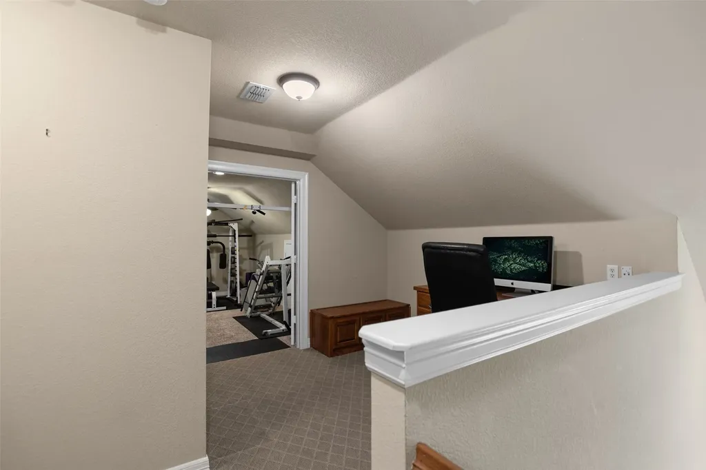 100 Parker Oaks Lane Weatherford TX 76087
