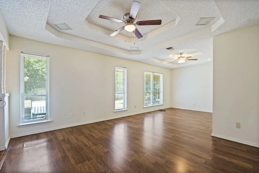 110 Bryn Mawr Lane Waxahachie TX 75165