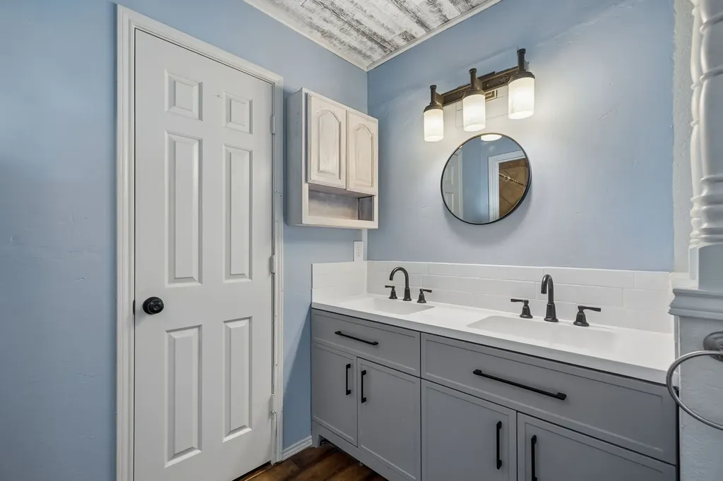 110 Bryn Mawr Lane Waxahachie TX 75165