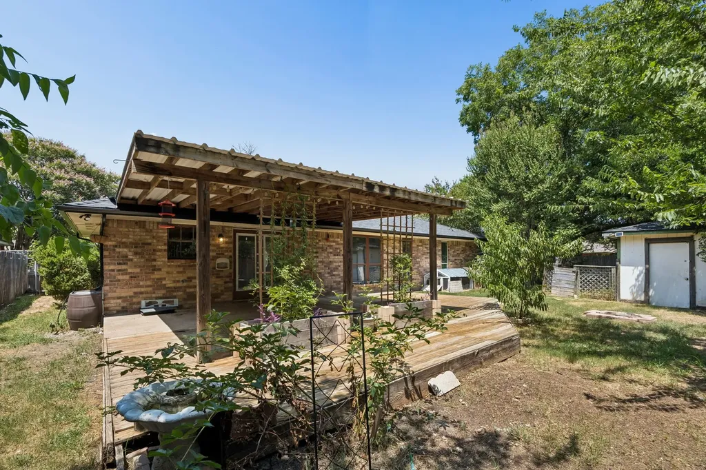 110 Bryn Mawr Lane Waxahachie TX 75165