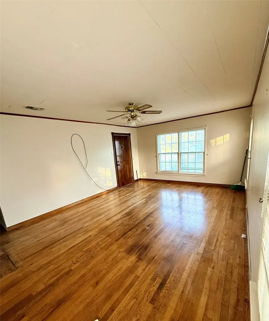 3321 Herring Avenue Waco TX 76708