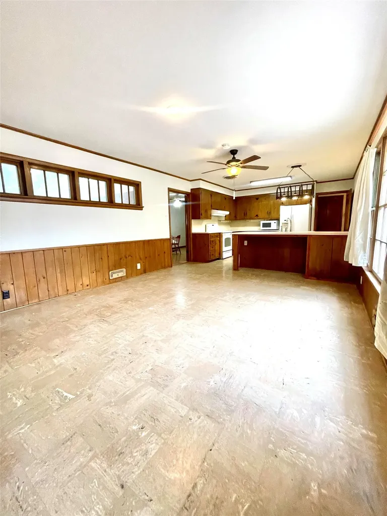 715 S Rusk Street Gainesville TX 76240