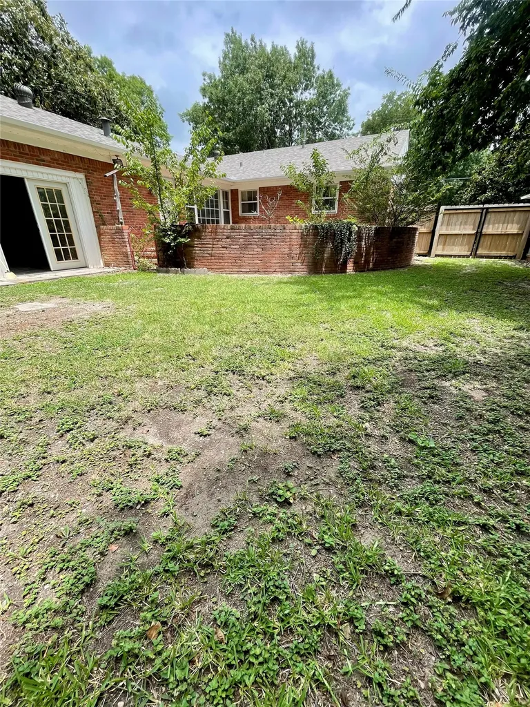 715 S Rusk Street Gainesville TX 76240