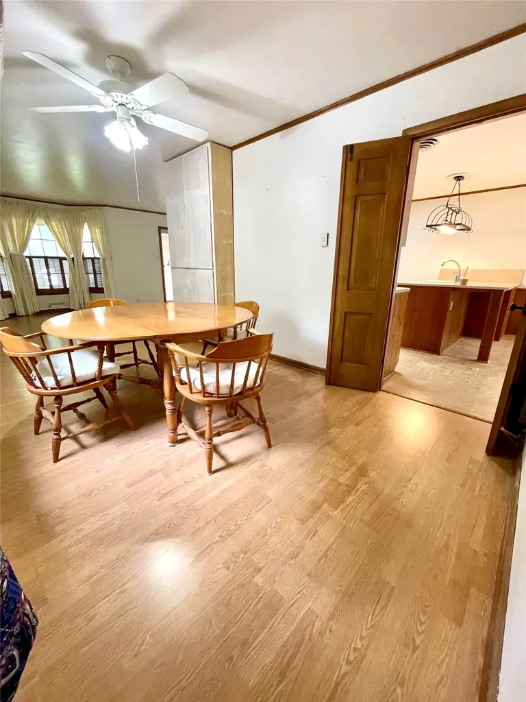 715 S Rusk Street Gainesville TX 76240