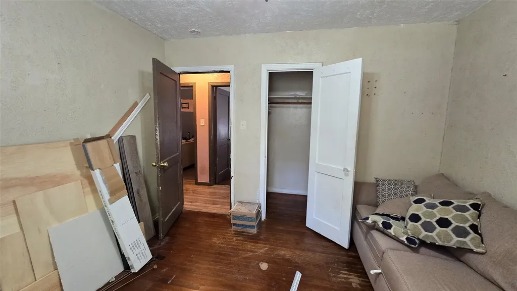 3107 S Ewing Avenue Dallas TX 75216