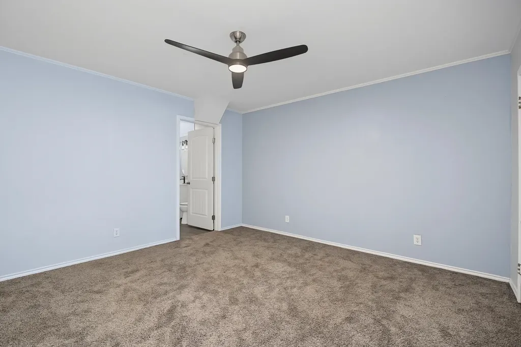 611 N Richard Avenue Rotan TX 79546