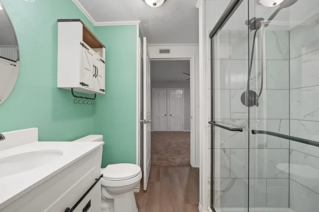 611 N Richard Avenue Rotan TX 79546
