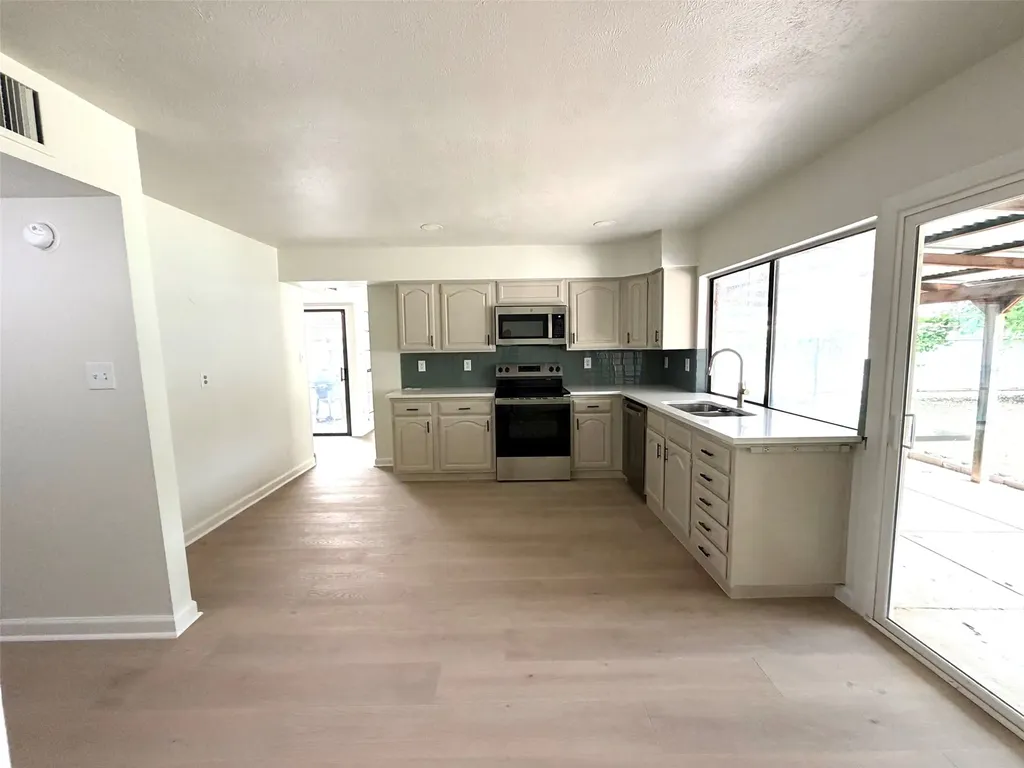 5221 Reed Drive The Colony TX 75056