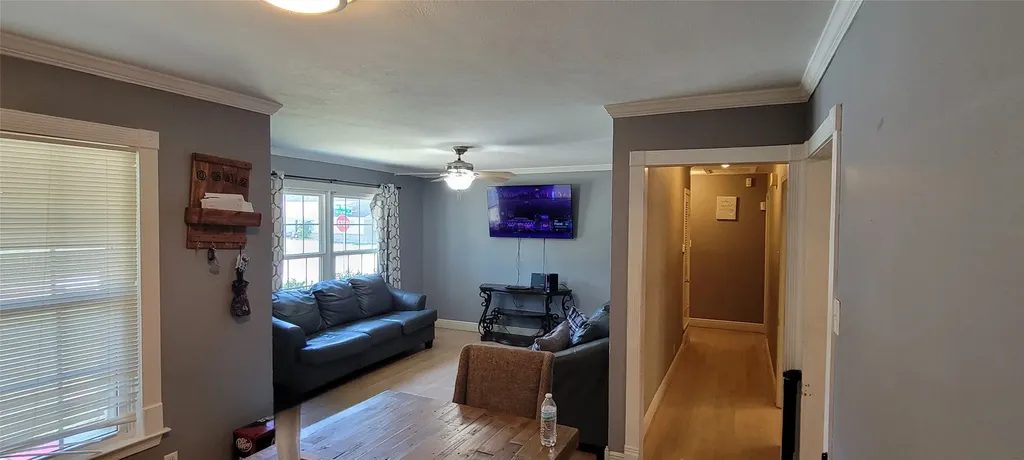 6840 Van Natta Lane Fort Worth TX 76112