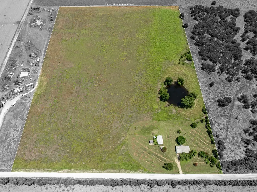 188 County Road 345 Rosebud TX 76570