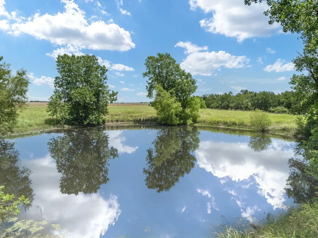 188 County Road 345 Rosebud TX 76570