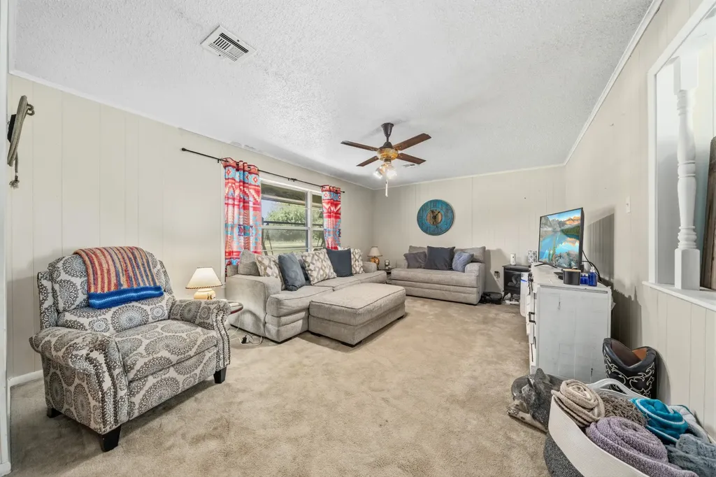 188 County Road 345 Rosebud TX 76570