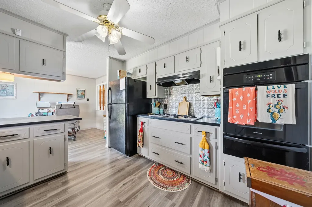 188 County Road 345 Rosebud TX 76570