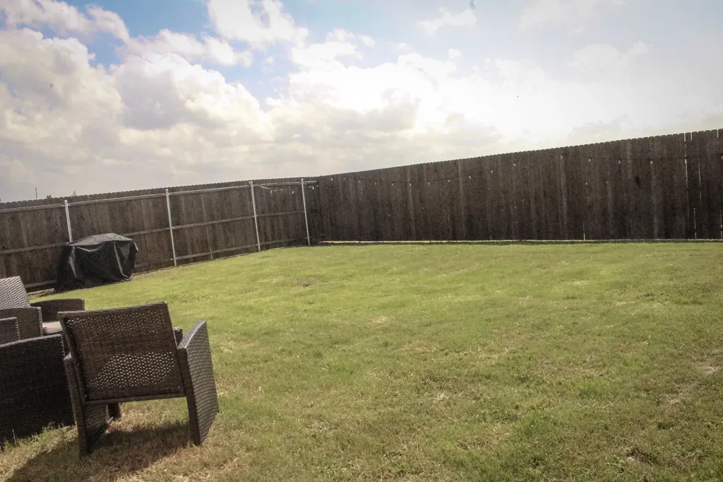 5840 Cherry Hollow Way Princeton TX 75407