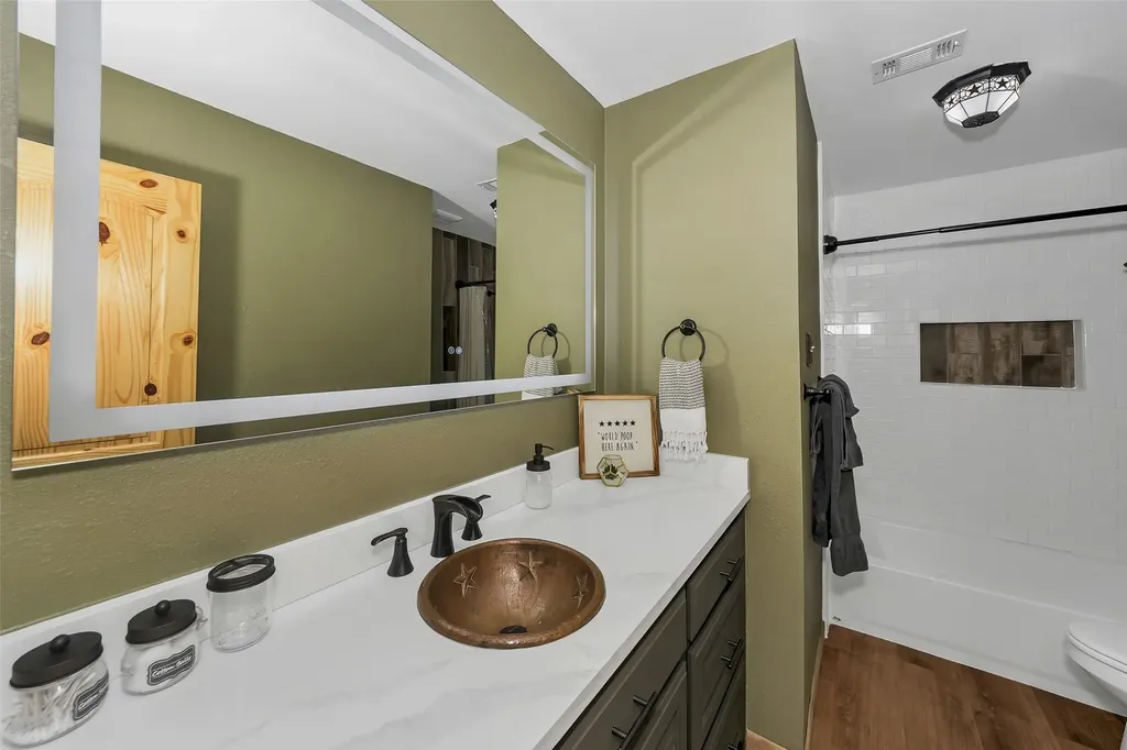 3911 N Highway 281 Mineral Wells TX 76067