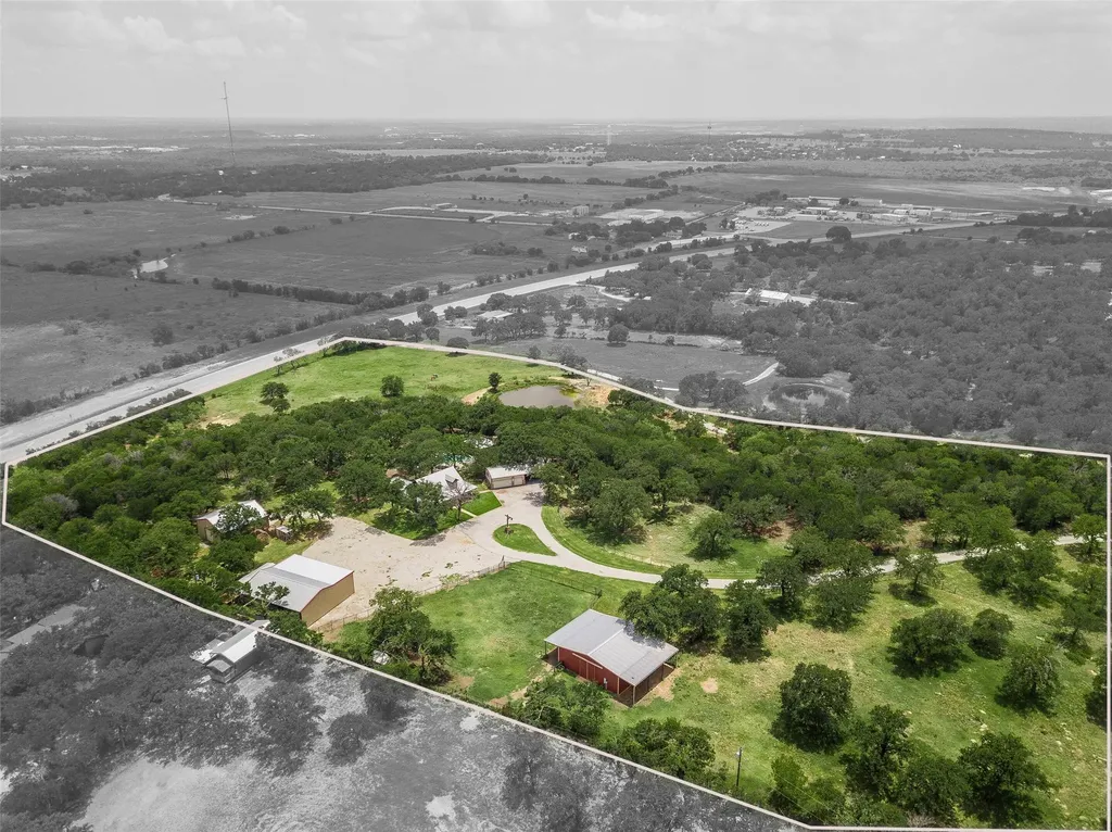 3911 N Highway 281 Mineral Wells TX 76067
