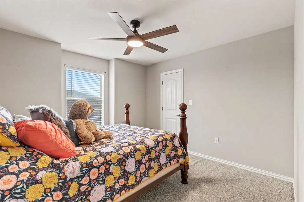 4023 Wagon Wheel Drive Sanger TX 76266