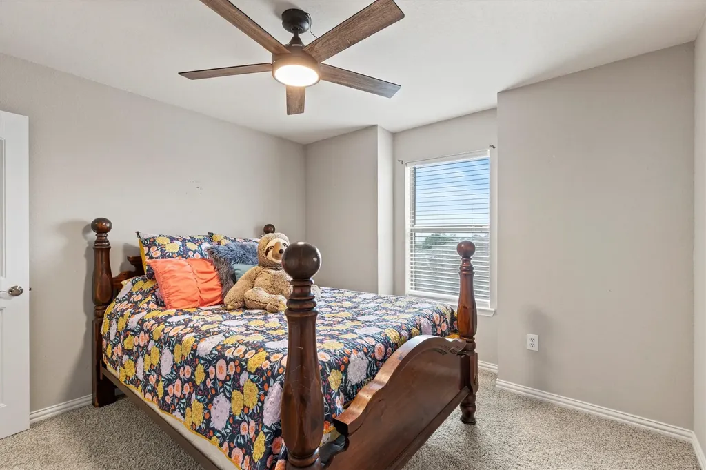 4023 Wagon Wheel Drive Sanger TX 76266