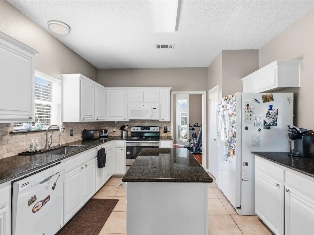 508 Road Runner Drive Arlington TX 76002