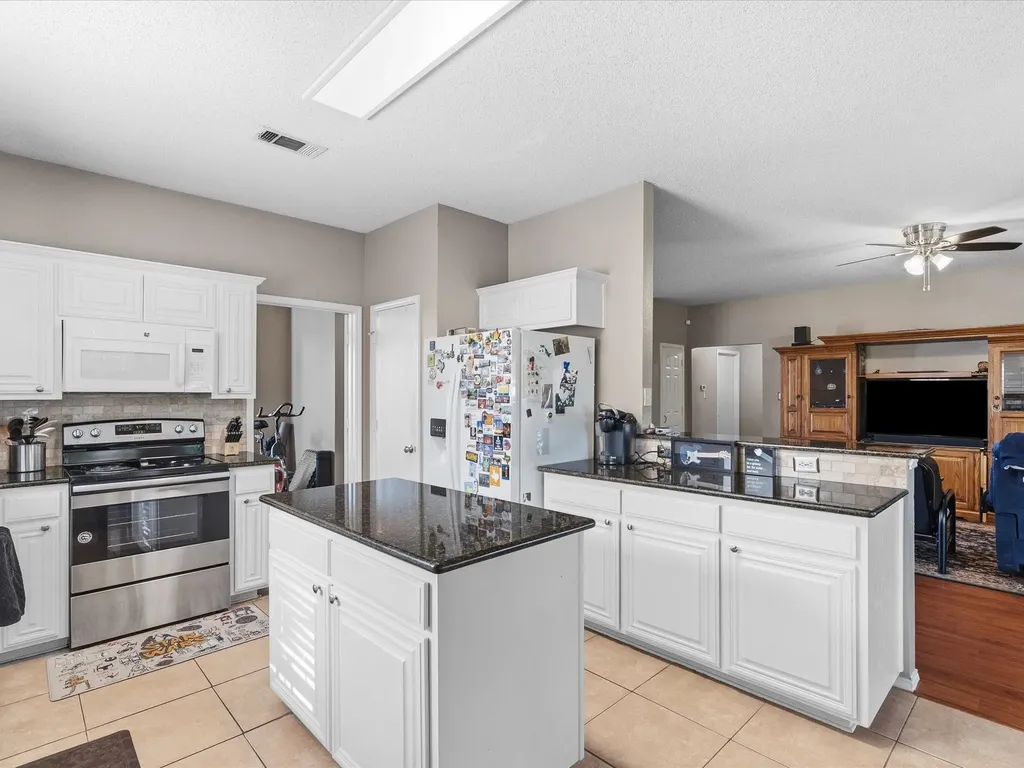 508 Road Runner Drive Arlington TX 76002