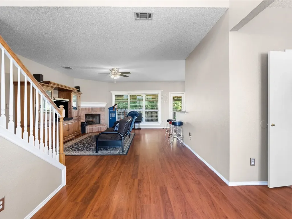 508 Road Runner Drive Arlington TX 76002