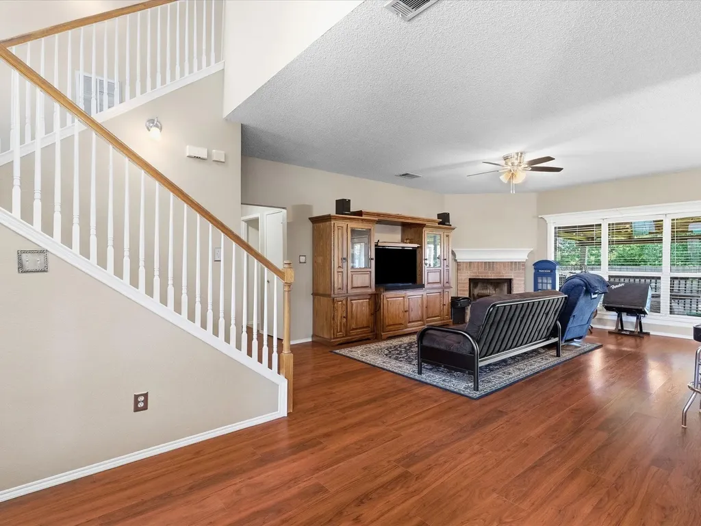 508 Road Runner Drive Arlington TX 76002