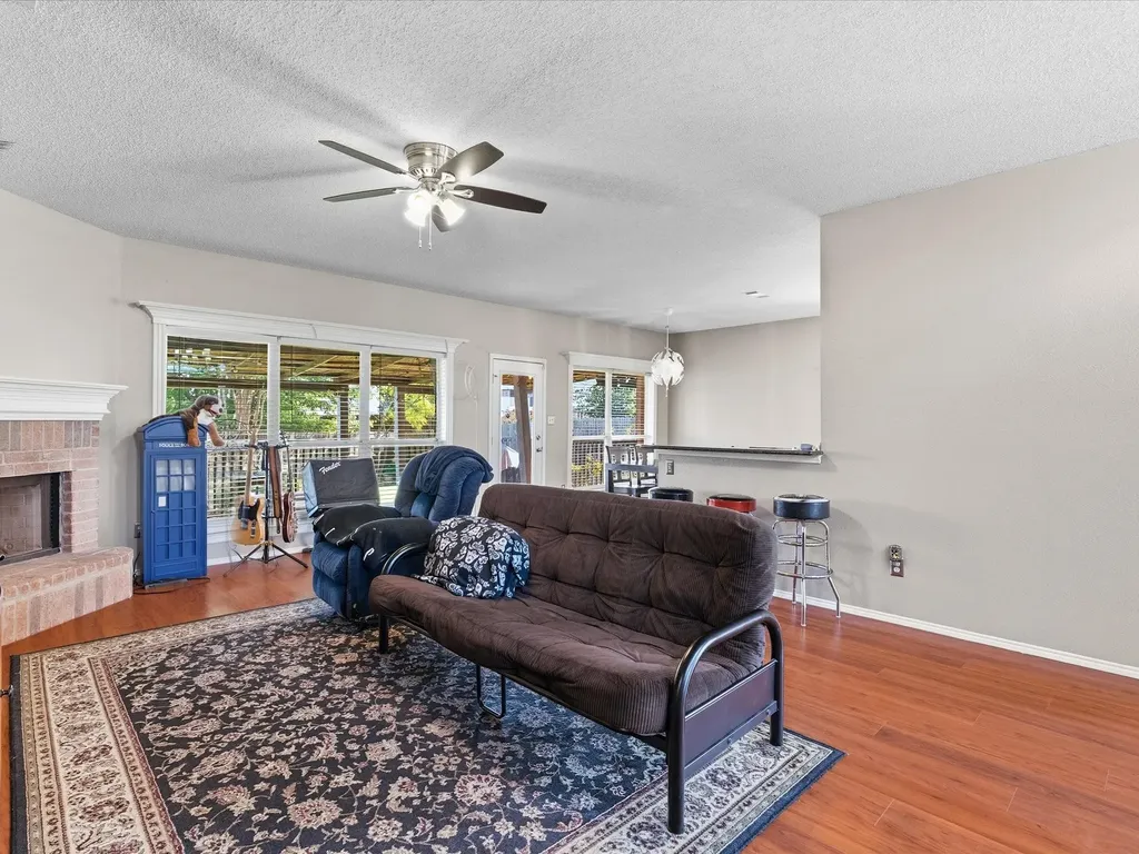 508 Road Runner Drive Arlington TX 76002