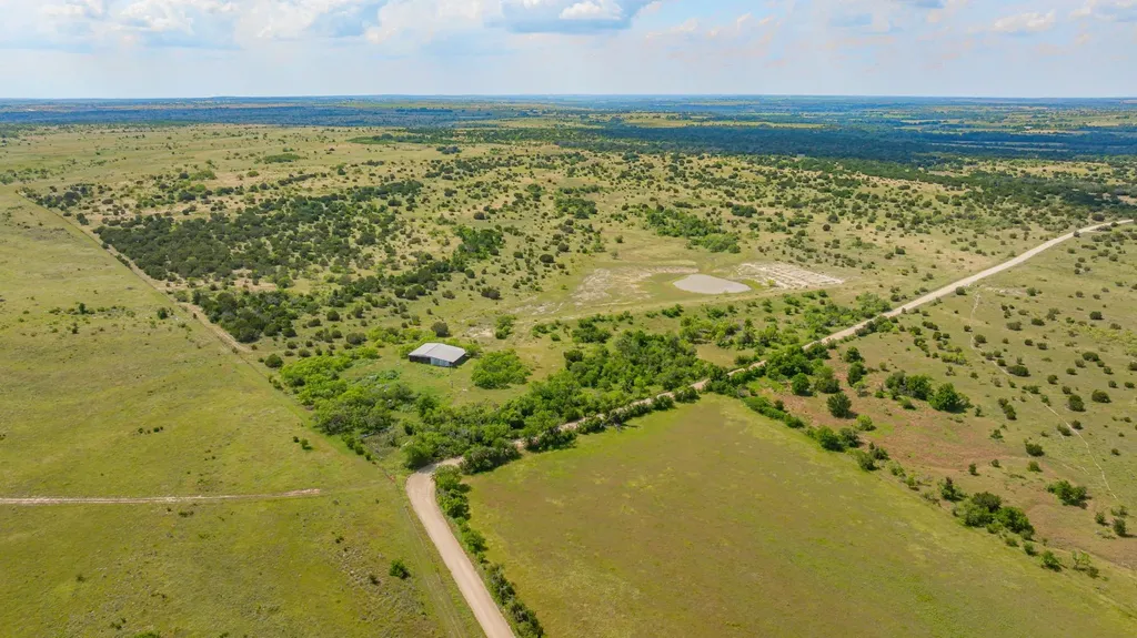 2401 County Road 382 Carlton TX 76436