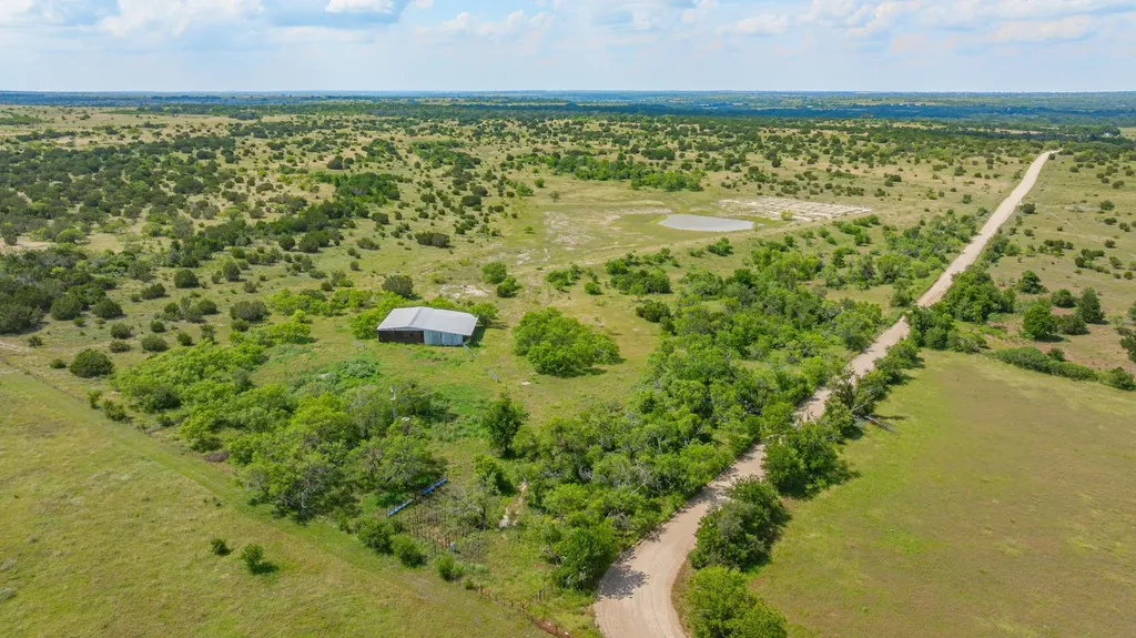 2401 County Road 382 Carlton TX 76436