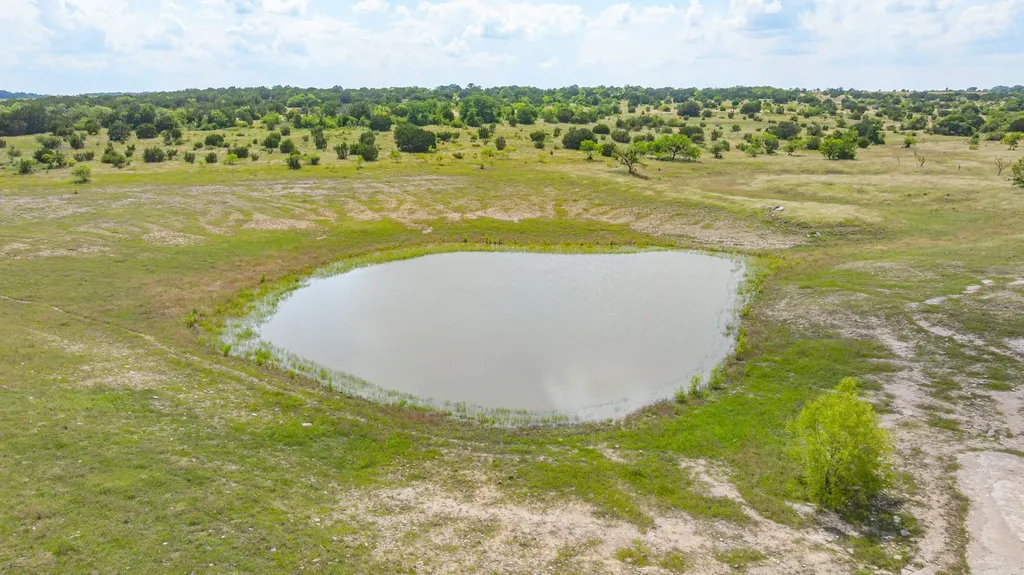 2401 County Road 382 Carlton TX 76436