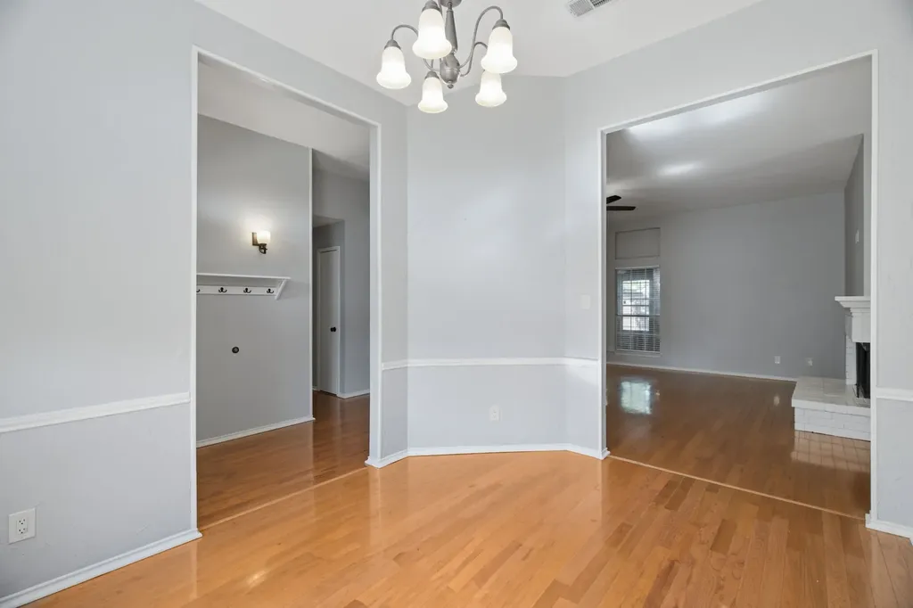 2074 Briarcliff Road Lewisville TX 75067