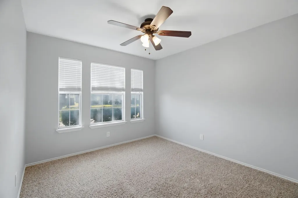 2074 Briarcliff Road Lewisville TX 75067