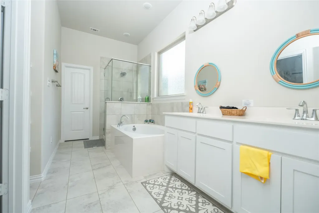 4424 Terraview Drive Arlington TX 76001