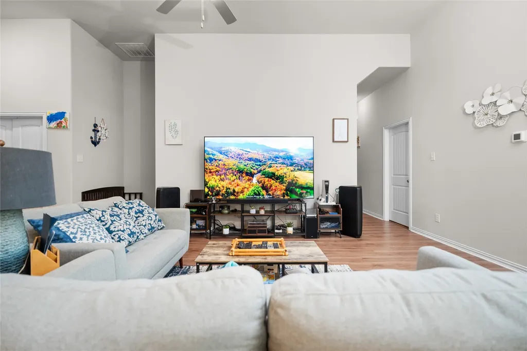4424 Terraview Drive Arlington TX 76001
