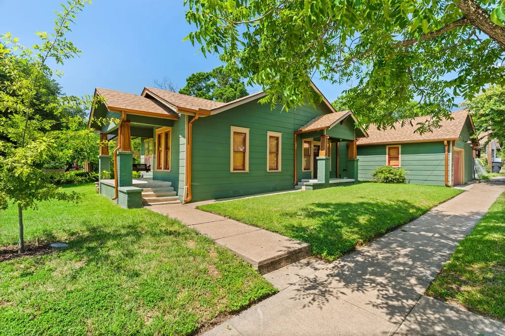 1120 N 1st Street Temple TX 76501