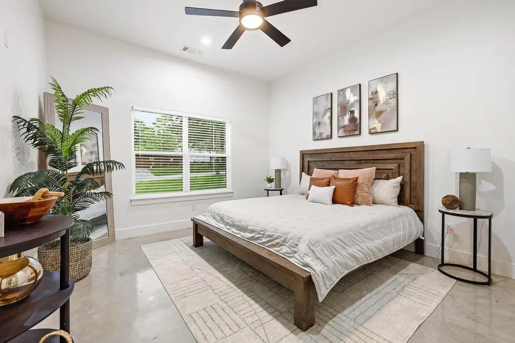 1838 S Park Avenue Denison TX 75020