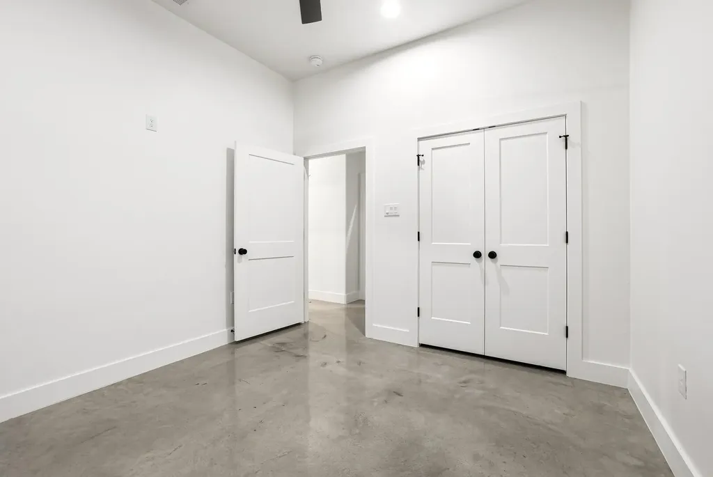 1838 S Park Avenue Denison TX 75020