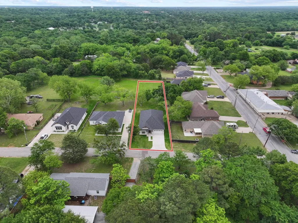 1838 S Park Avenue Denison TX 75020