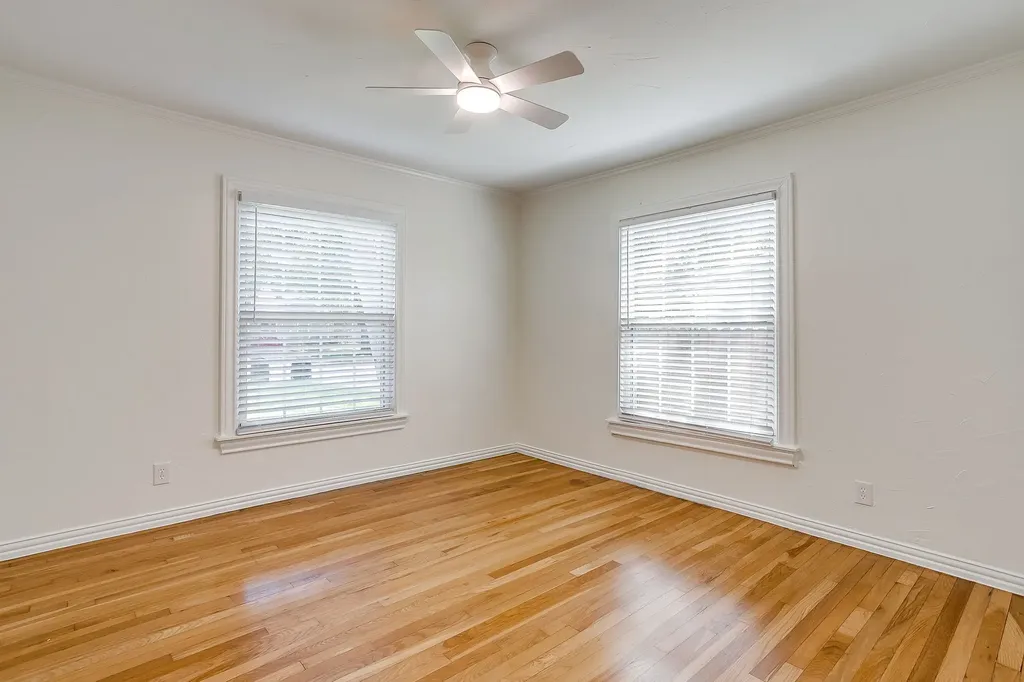 4237 Geddes Avenue Fort Worth TX 76107