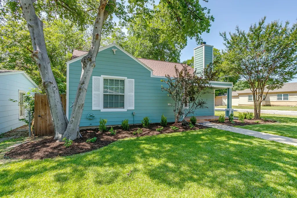 4237 Geddes Avenue Fort Worth TX 76107