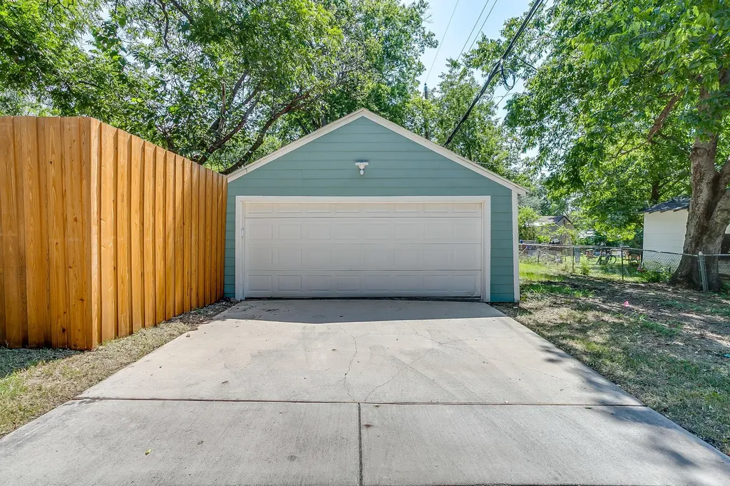4237 Geddes Avenue Fort Worth TX 76107