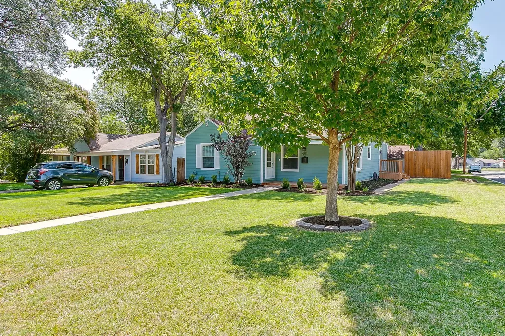 4237 Geddes Avenue Fort Worth TX 76107
