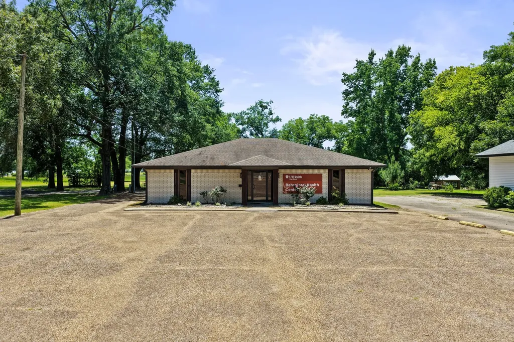 502 Quitman Street Pittsburg TX 75686