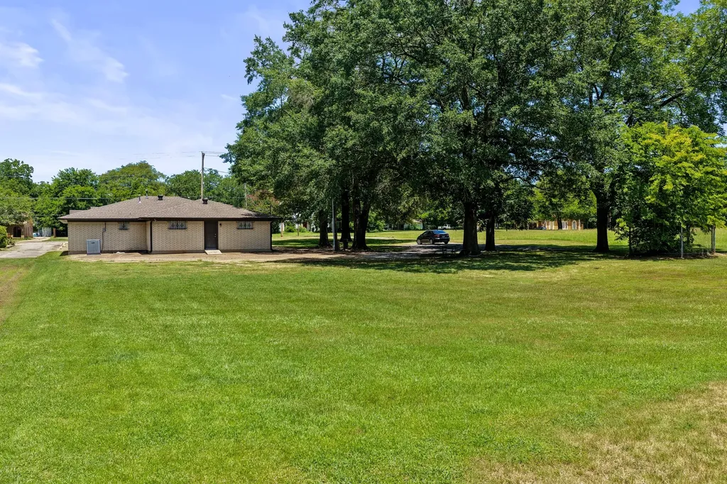 502 Quitman Street Pittsburg TX 75686