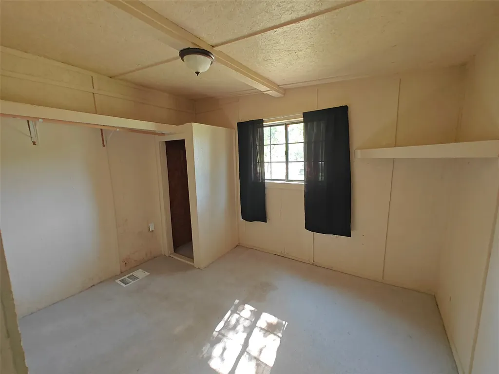 309 W Sherman Street Bells TX 75414