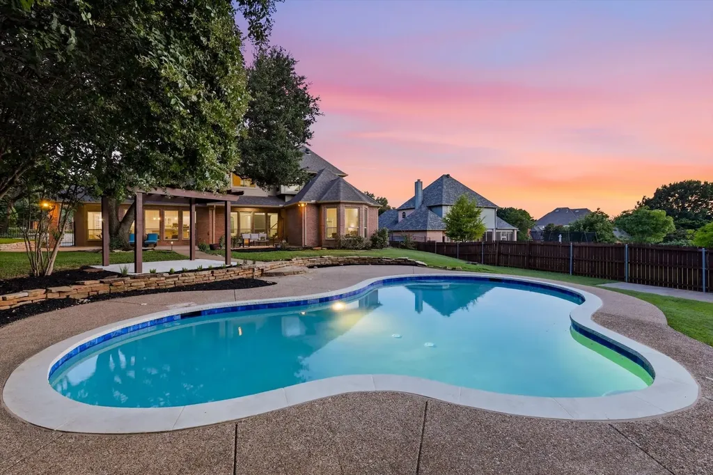 614 Llano Court Southlake TX 76092