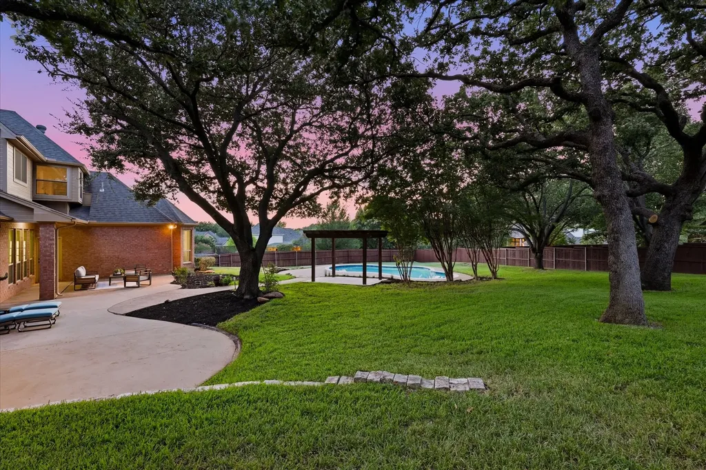 614 Llano Court Southlake TX 76092